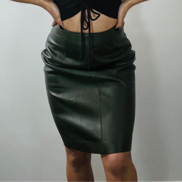 Green Leather Skirt - Picture 3 of 7